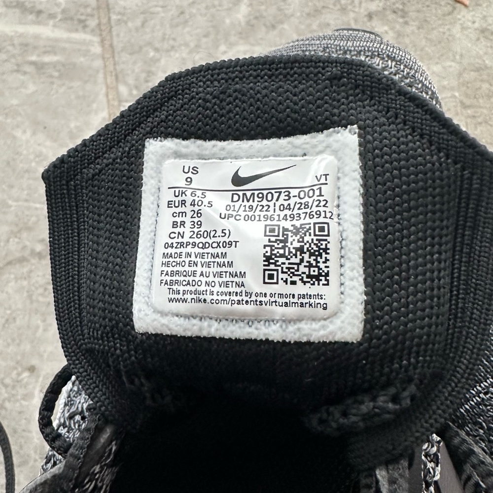 Nike Air Max Flyknit Racer Running Sneakers Black Grey Sz 9 - Picture 9 of 15